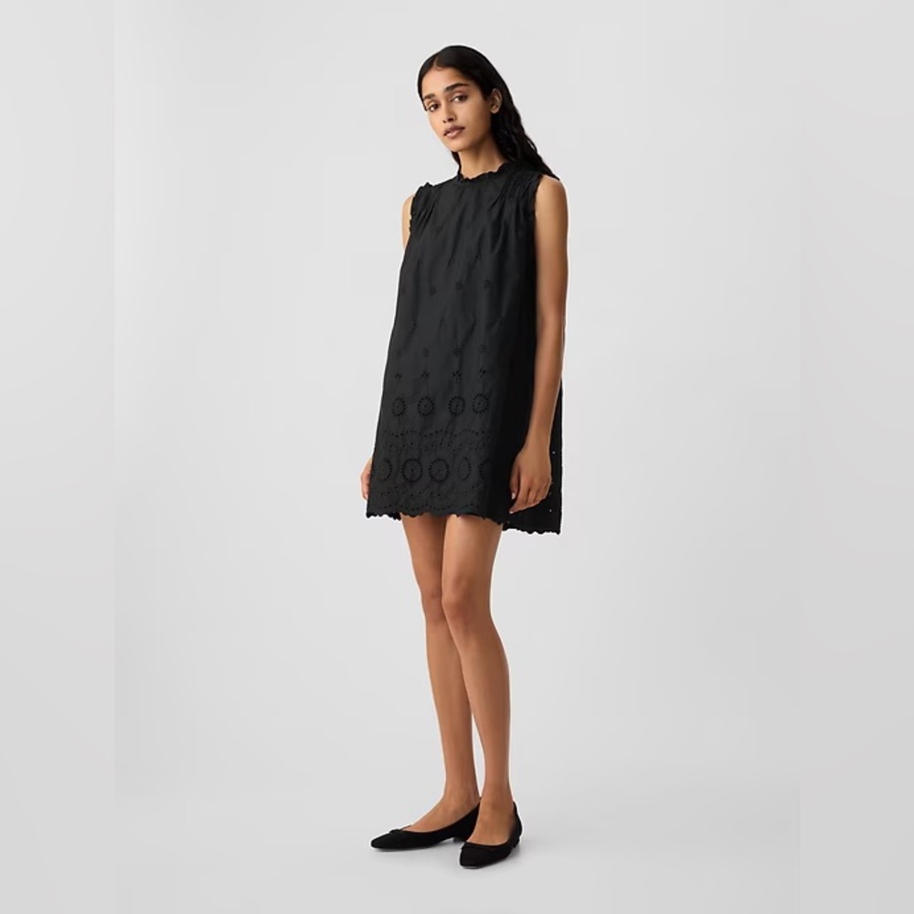 Gap × DÔEN Eyelet Mini Dress Size XXS
